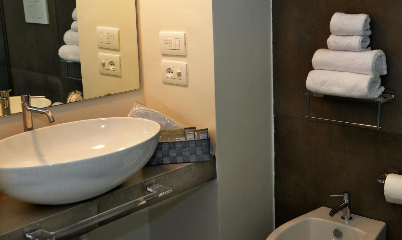 Sunshine Luxury Rooms Ostuni Luaran gambar